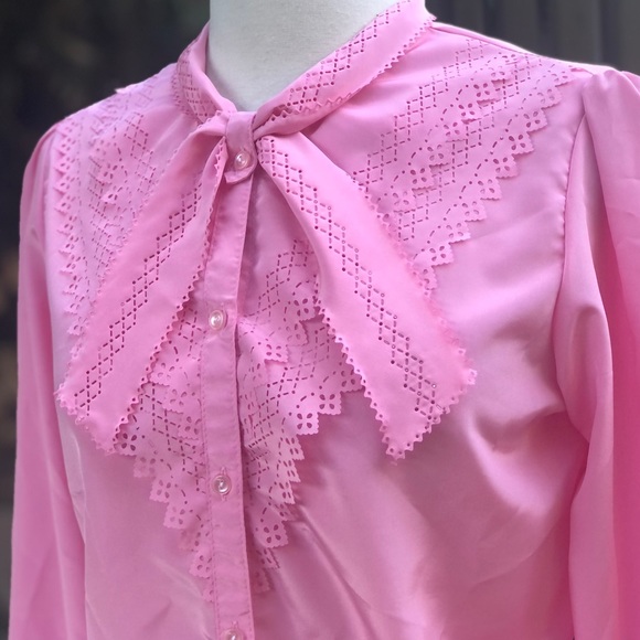 Vintage Laser-Cut Pussy Bow Blouse - Picture 2 of 5